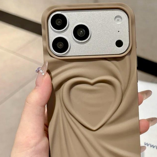 iPhone 3D Heart Brown Mobile Cover - Image 2